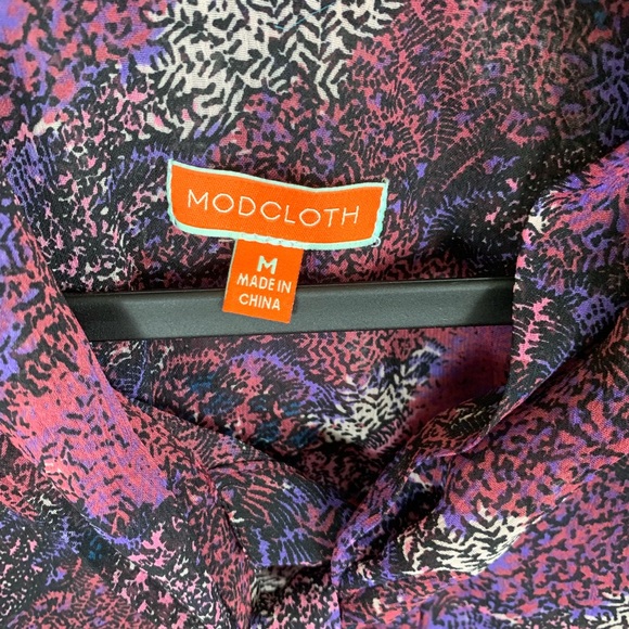 ModCloth Tie neck Blouse Med NWOT - Picture 3 of 3